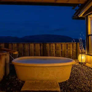 Ryokan Shirayunoyado Yamadaya Gora ***